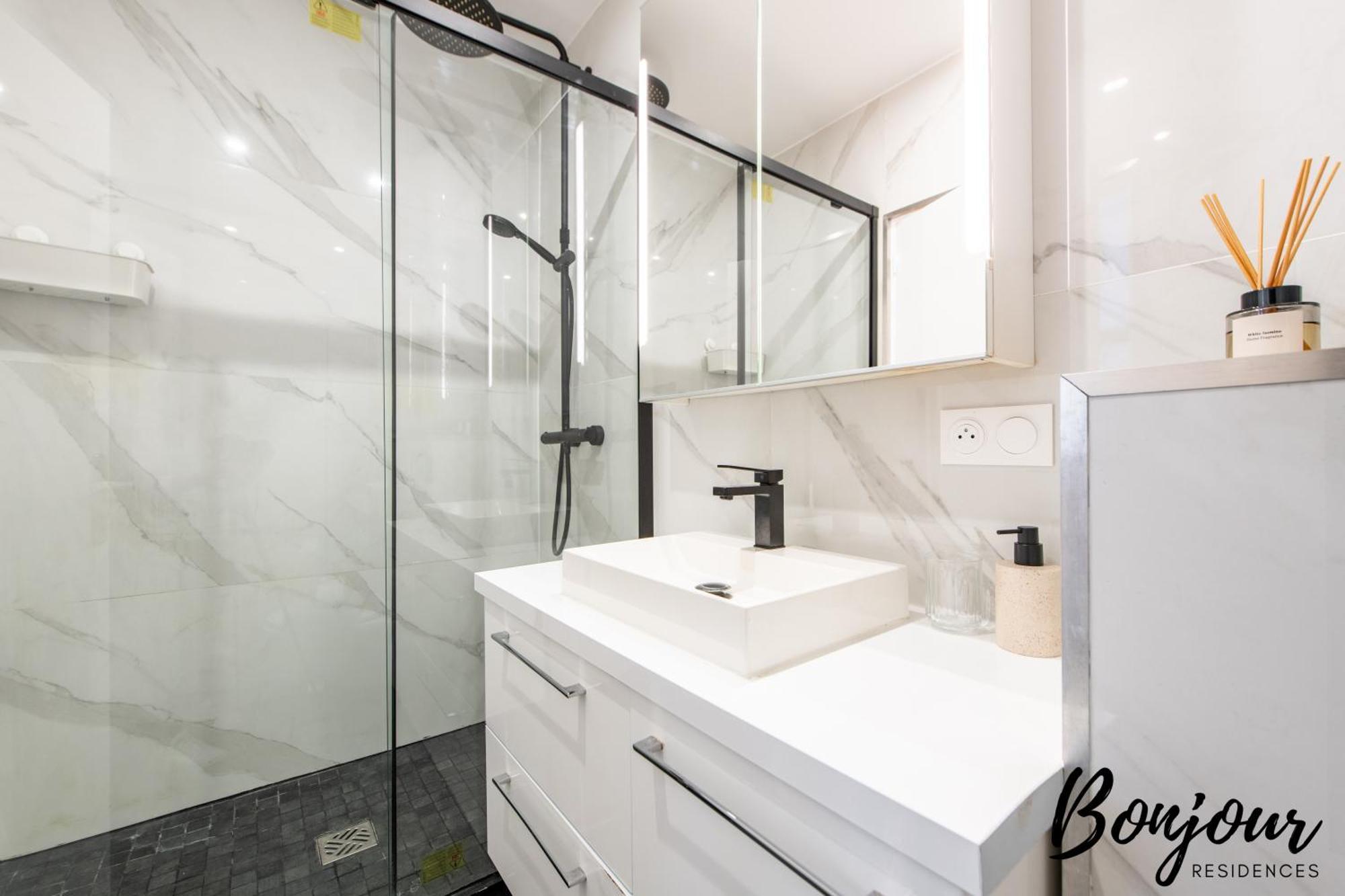Free Parking - Porte D'Orleans - 2 Bedrooms Montrouge Kültér fotó